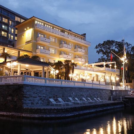 Holiday Hotel Yachtsport Resort Lago Maggiore Brissago Eksteriør billede