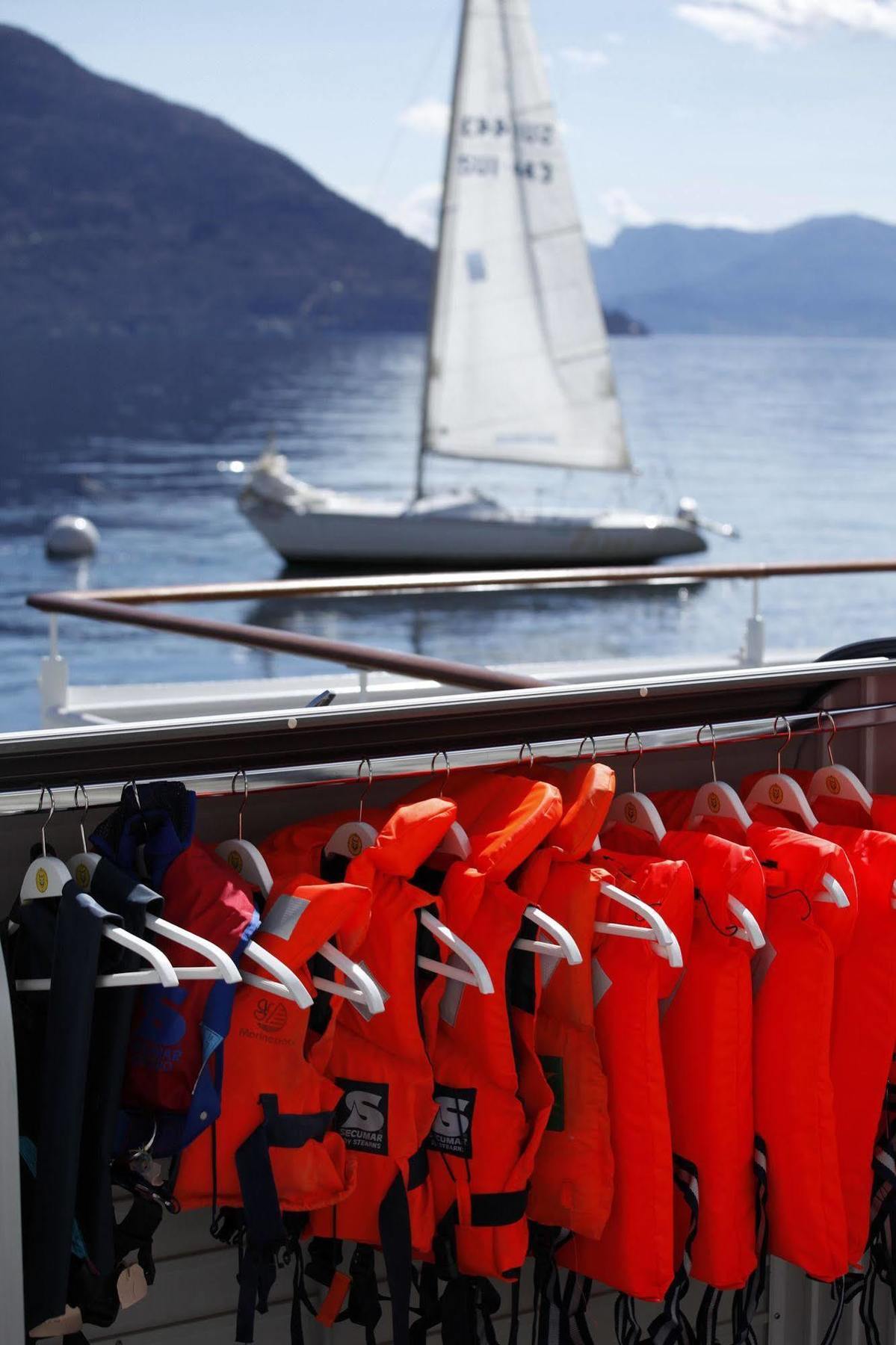 Holiday Hotel Yachtsport Resort Lago Maggiore Brissago Eksteriør billede