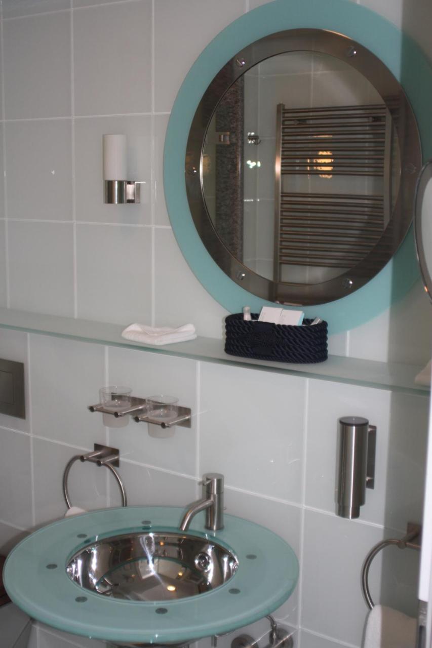 Holiday Hotel Yachtsport Resort Lago Maggiore Brissago Eksteriør billede